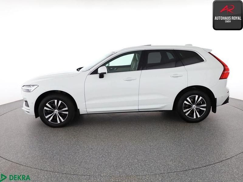 Gebraucht Volvo XC60 235 PS (172 kW) 2021 Ice white, solid / solid SUV