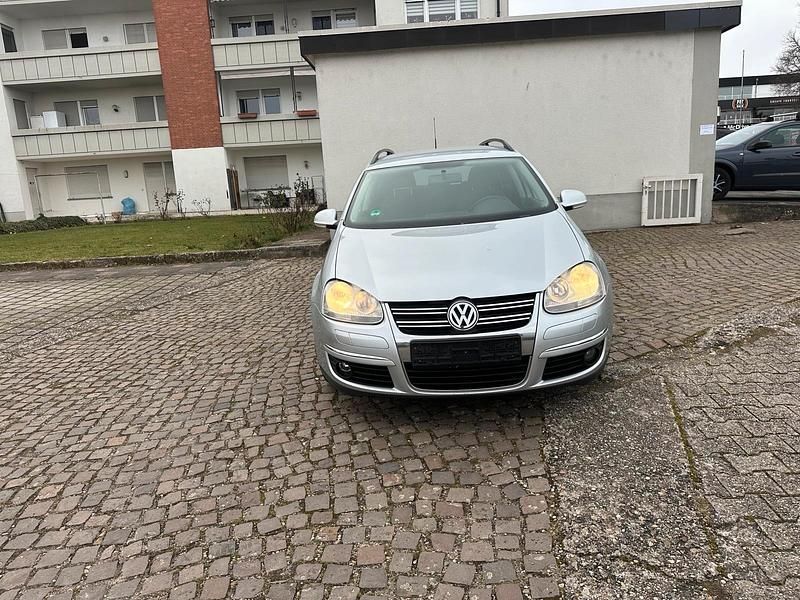 Gebraucht VW Golf V 102 PS (75 kW) 2007 Silber Kombi