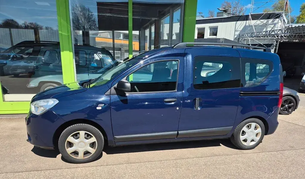 Gebraucht Dacia Dokker Ambiance 102 PS (75 kW) 2017 Blau Van / Kleinbus