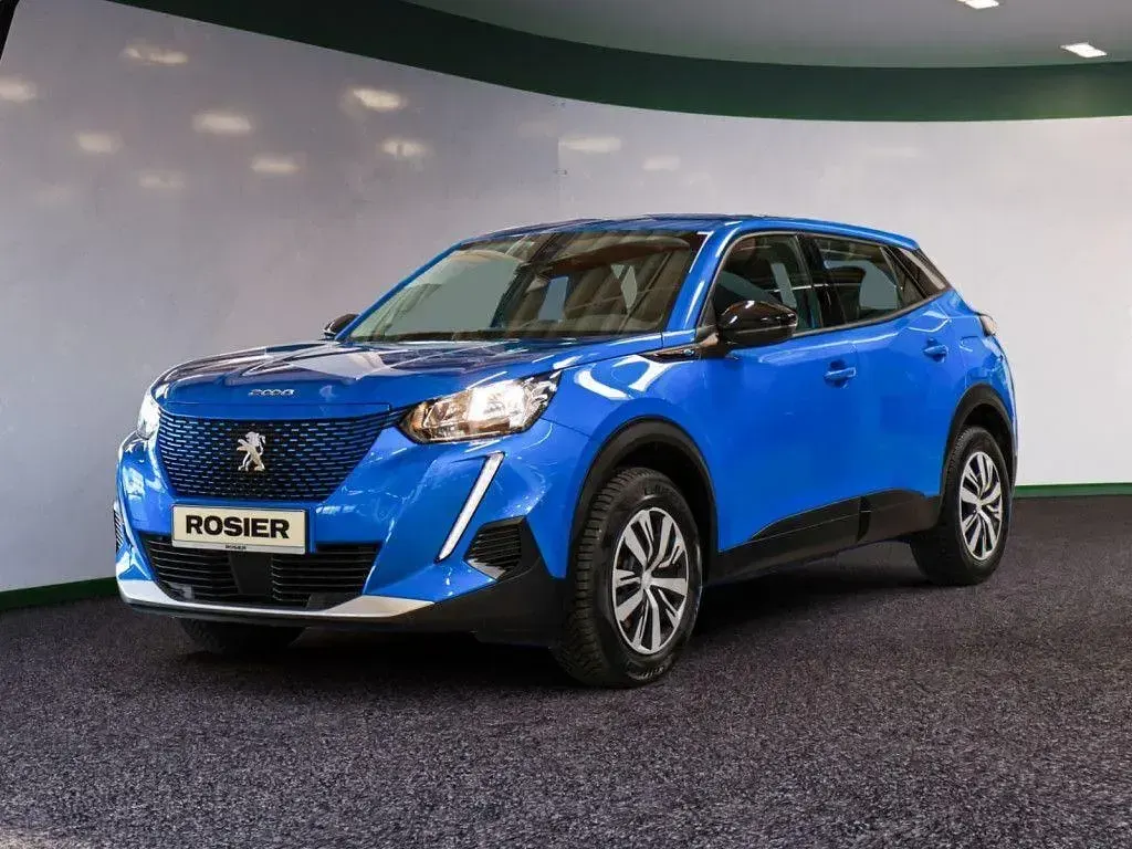Gebraucht Peugeot e-2008 Active 100 kW (136 PS) 2022 Blau / vertigo blau SUV
