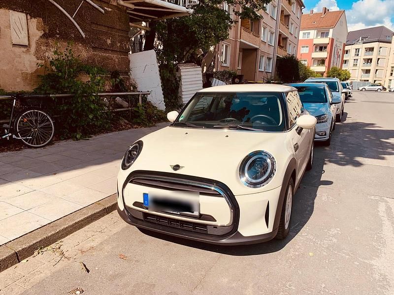Weiß Gebraucht 2022 Mini ONE Pepper Kleinwagen | 18.250 € (Fairer Preis) - Bild 1/4