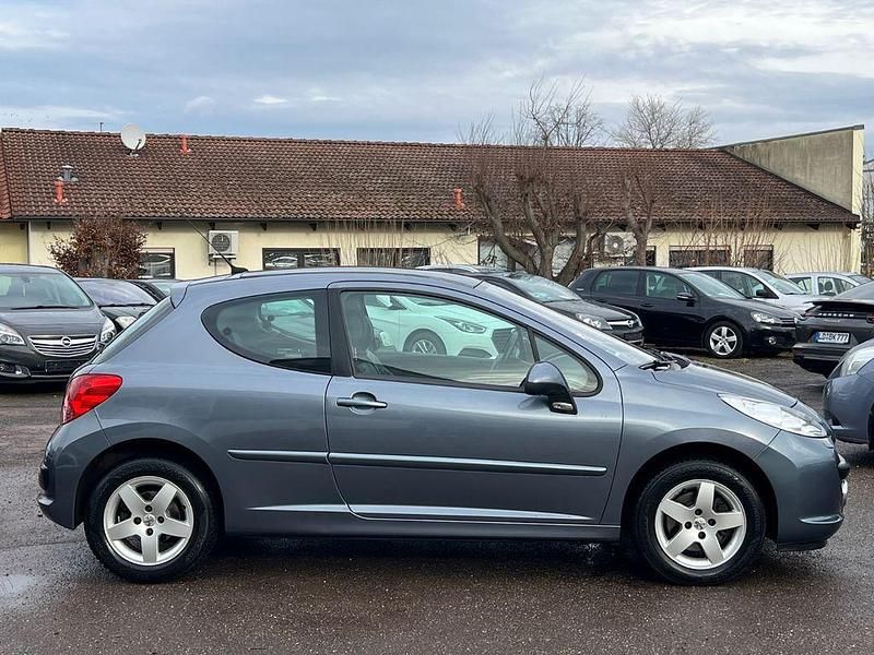 Gebraucht Peugeot 207 Platinum 150 PS (110 kW) 2009 Grau Limousine