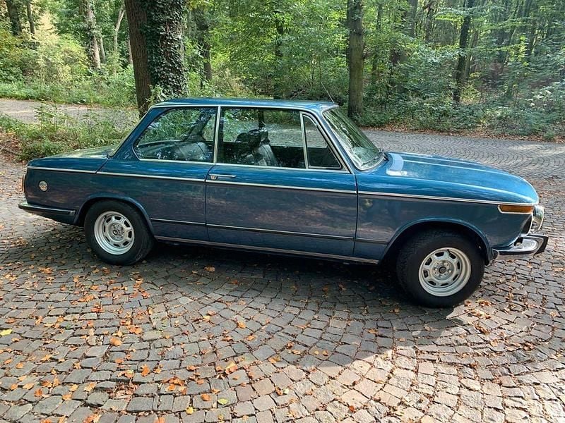 Gebraucht BMW 2002 Basis 101 PS (74 kW) 1974 Blau Limousine