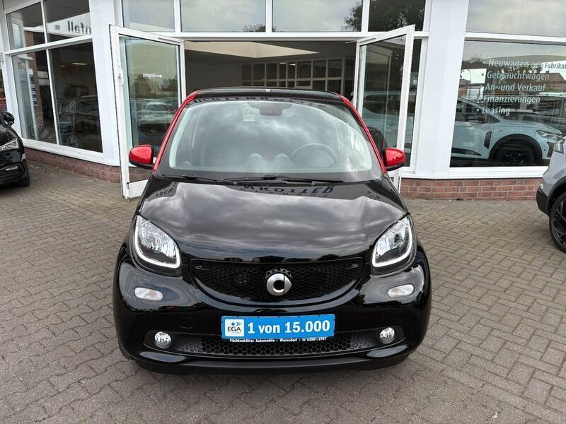 Usata Smart ForFour Basis 90 CV (66 kW) 2019 Nero Utilitaria