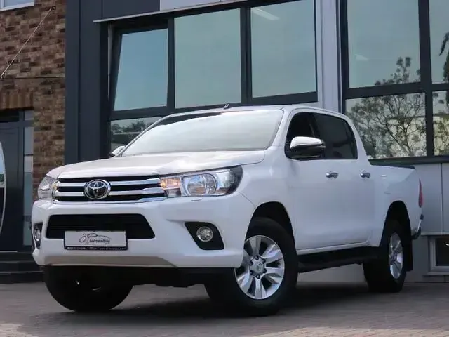 Gebraucht Toyota HiLux 150 PS (110 kW) 2019 Weiß Pickup