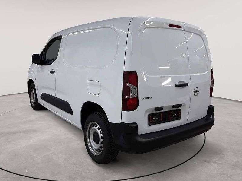 Gebraucht Opel Combo 102 PS (75 kW) 2024 Kaolin weiß Van