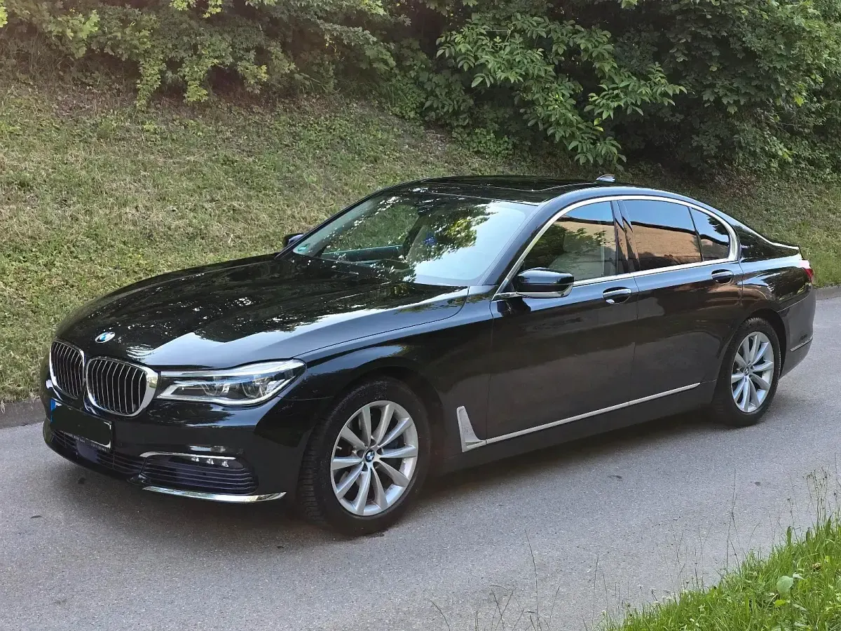 Gebraucht BMW 740 320 PS (235 kW) 2016 Schwarz Limousine