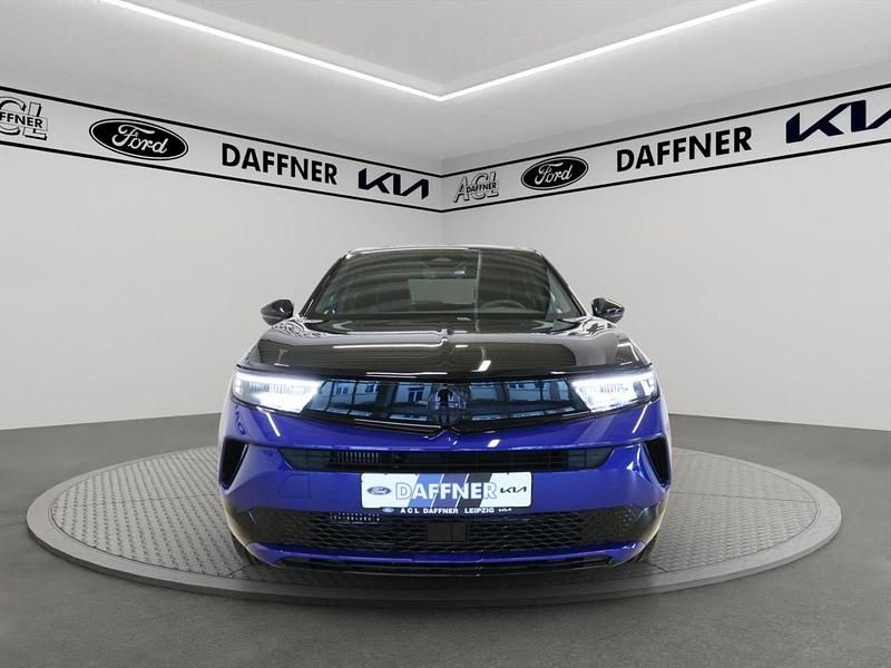 Neu Opel Mokka 131 PS (96 kW) 2025 /typ aussenverkleidung metallic SUV