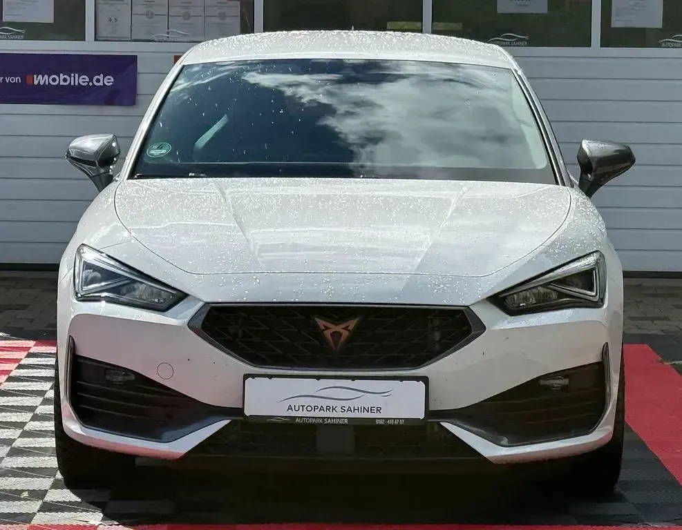 Gebraucht Cupra Leon VZ 150 PS (110 kW) 2021 White candy Limousine