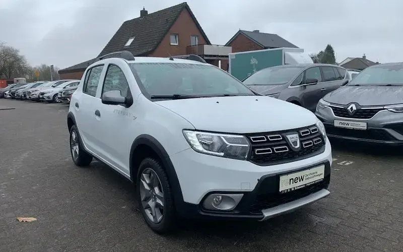Gebraucht Dacia Sandero Prestige 95 PS (69 kW) 2019 Weiss Limousine
