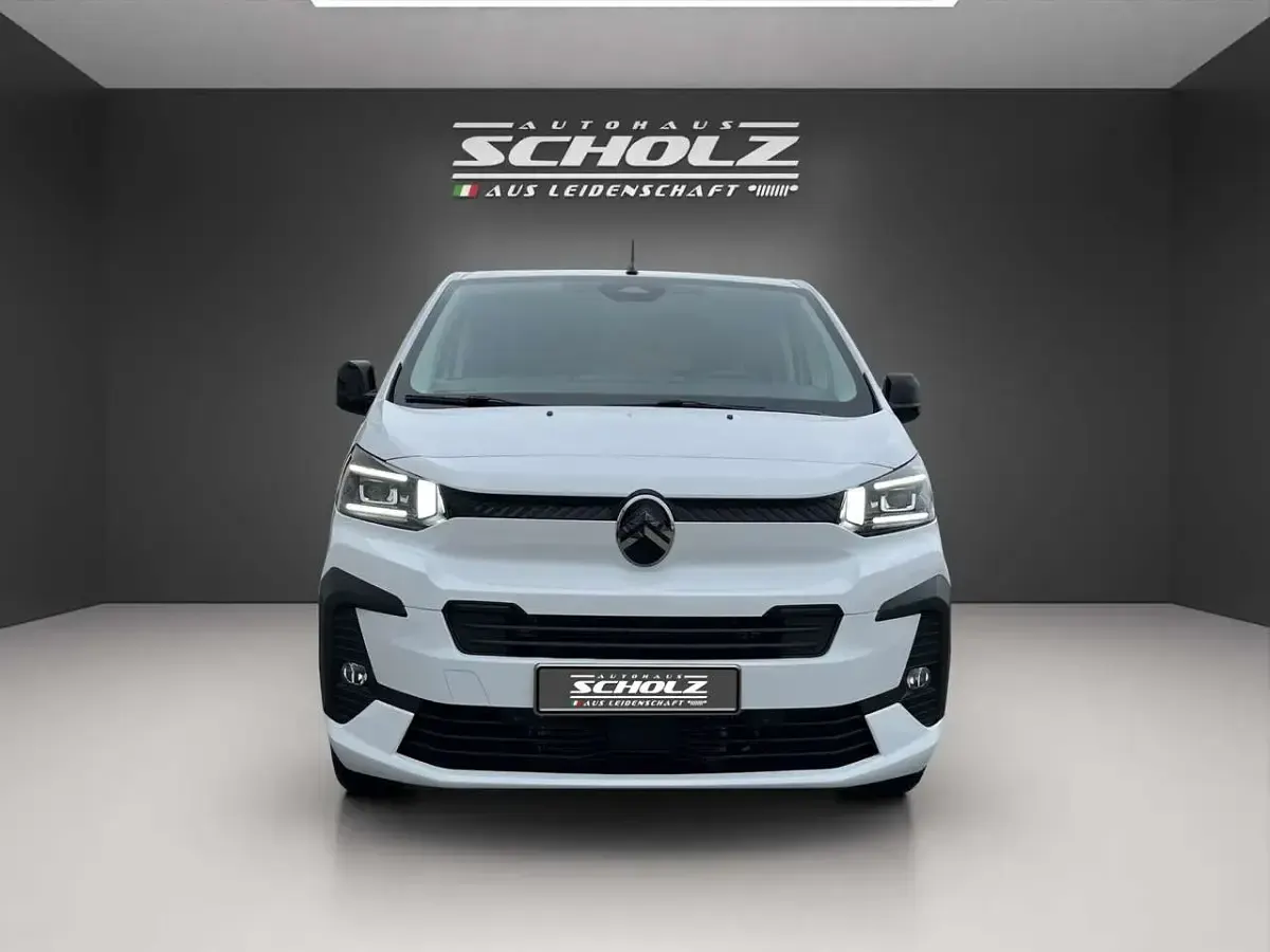 Gebraucht Citroën Spacetourer 177 PS (130 kW) 2026 Kaolinweiß Van / Kleinbus