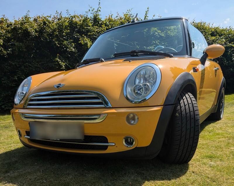 Gelb Gebraucht 2008 Mini Cooper Cabriolet Cabrio | 5.695 € (Fairer Preis) - Bild 1/4