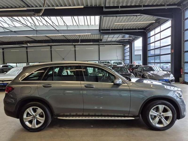 Gebraucht Mercedes GLC300 245 PS (180 kW) 2019 Grau SUV