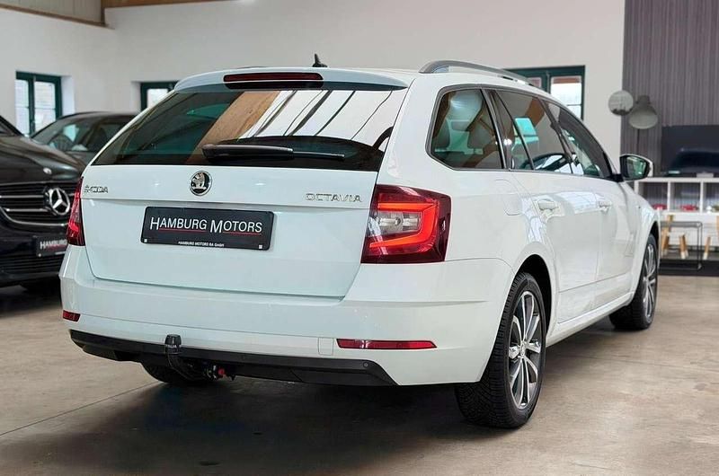 Gebraucht Skoda Octavia Drive 116 PS (85 kW) 2017 Weiß Kombi
