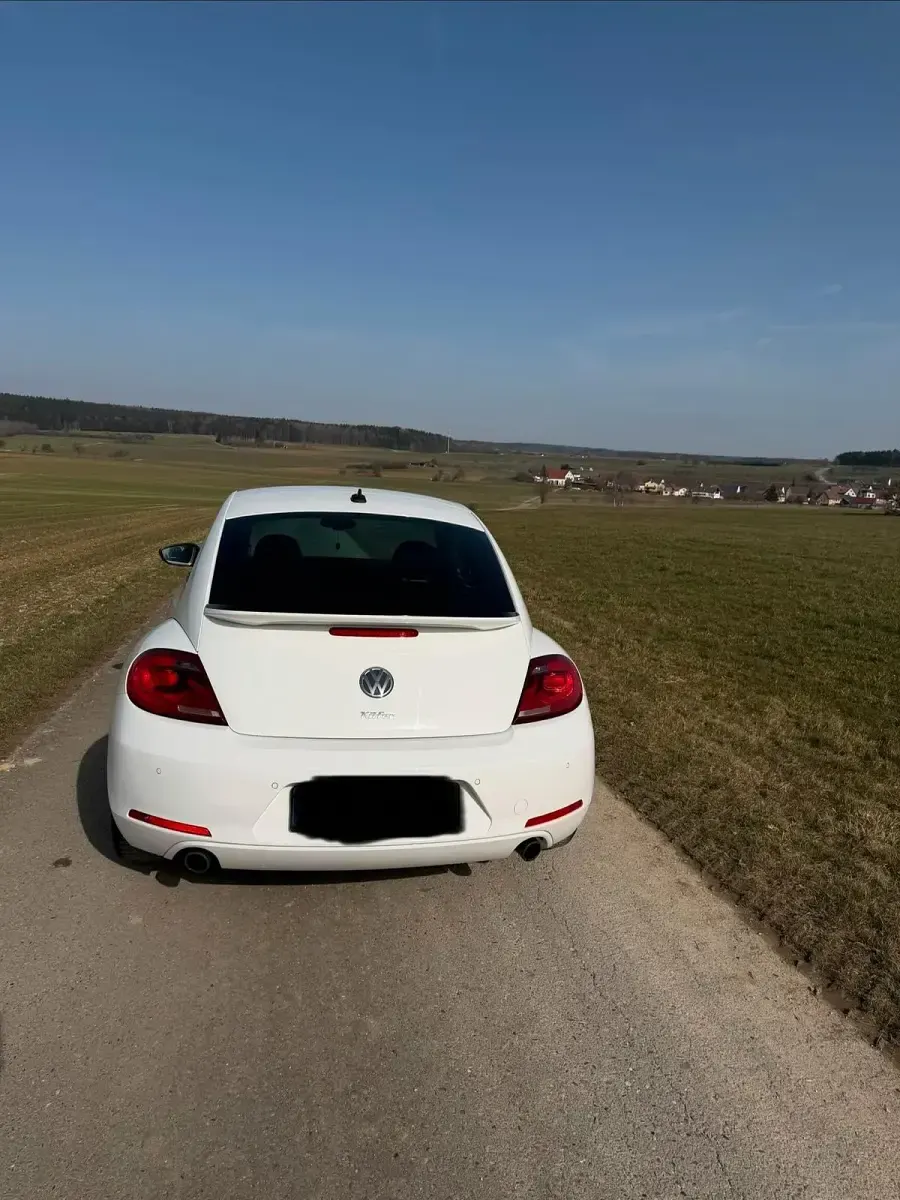 Gebraucht VW Beetle 200 PS (147 kW) 2011 Weiß Kleinwagen