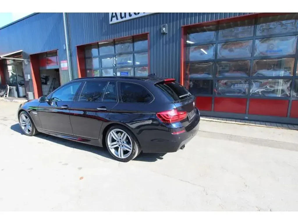 Gebraucht BMW 535 Performance 313 PS (230 kW) 2016 Carbonschwarz (metallic) Kombi