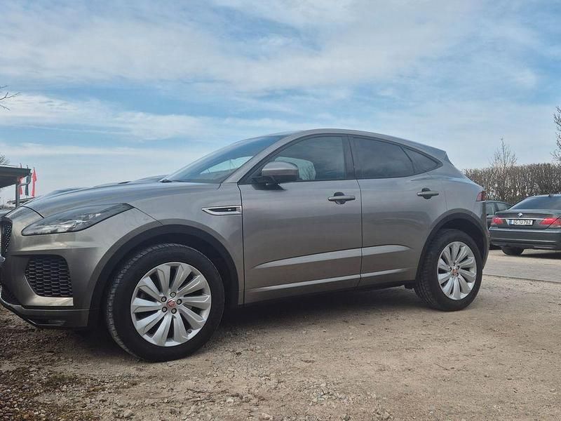 Gebraucht Jaguar E-Pace R-Dynamic 200 PS (147 kW) 2019 SUV