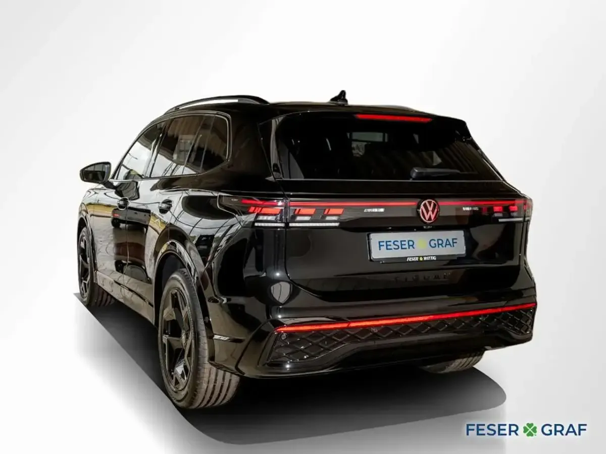 Neu VW Tiguan R-line 150 PS (110 kW) 2026 Grenadillschwarz metallic SUV