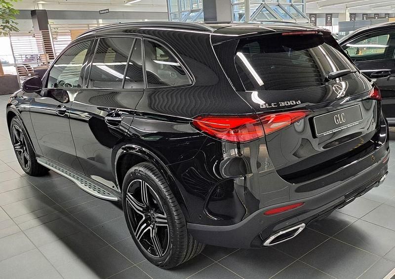 Neu Mercedes GLC300 333 PS (244 kW) 2026 SUV
