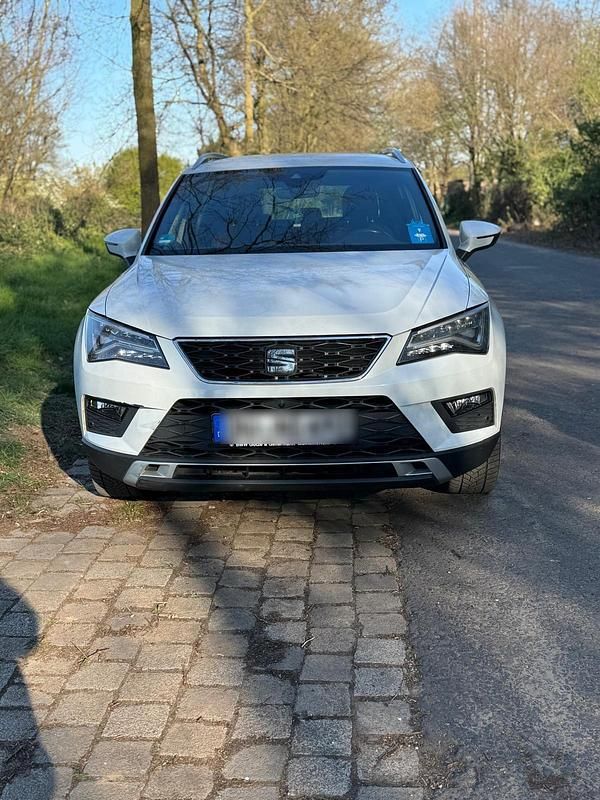 Weiß Gebraucht 2017 Seat Ateca SUV | 14.500 € (Guter Preis) - Bild 1/4
