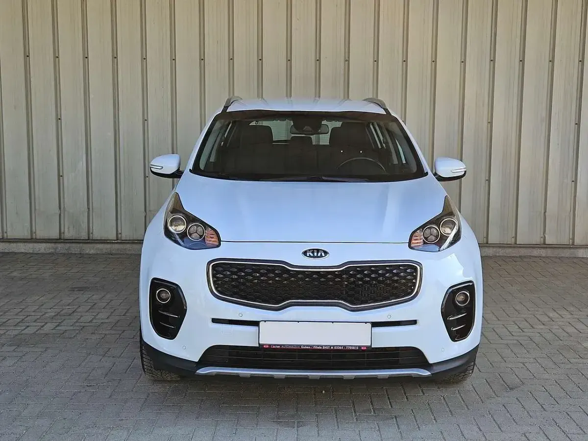 Gebraucht Kia Sportage Vision 177 PS (130 kW) 2018 Carraraweiss SUV