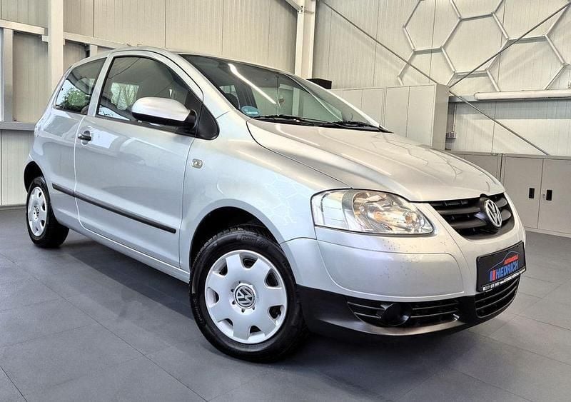 Gebraucht VW Fox Basis 75 PS (55 kW) 2007 Silber Kleinwagen