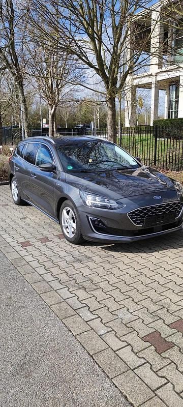 Gebraucht Ford Focus Vignale 120 PS (88 kW) 2020 Grau Kombi