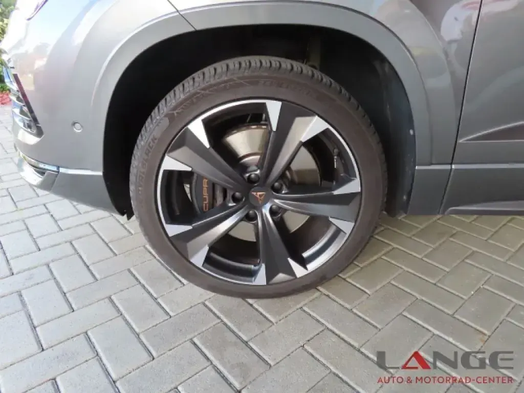 Gebraucht Cupra Ateca Basis 300 PS (220 kW) 2022 Graphitgrau (metallic) SUV