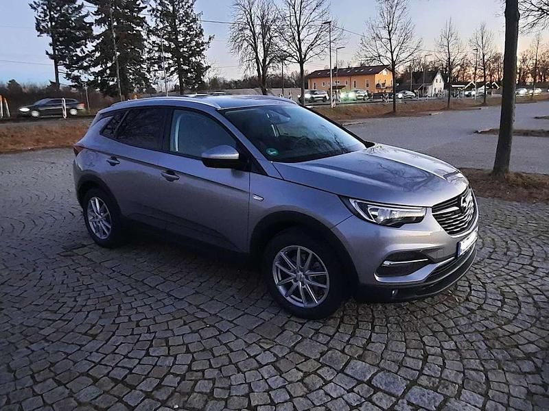 Gebraucht Opel Grandland X Business Edition 131 PS (96 kW) 2017 Silber SUV
