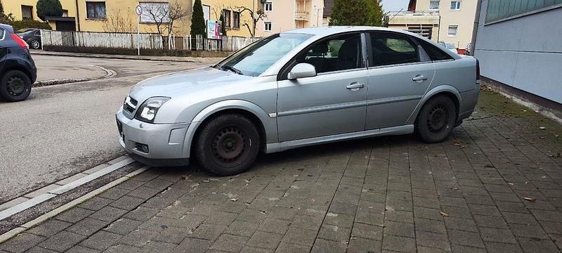 Silber Gebraucht 2003 Opel Vectra Limousine | 600 € (Guter Preis) - Bild 1/4