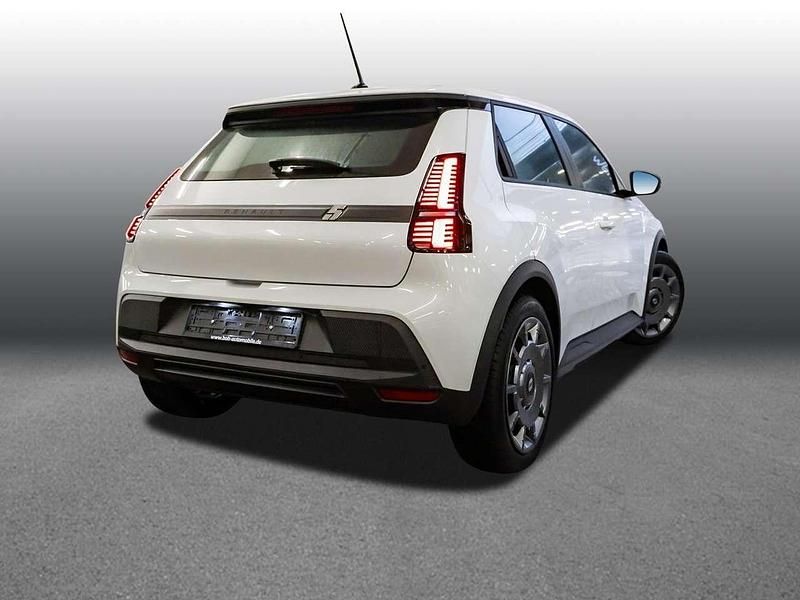 Gebraucht Renault 5 E-Tech Evolution 89 kW (122 PS) 2025 Perlmuttweiß Limousine