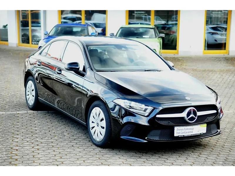 Gebraucht Mercedes A250 218 PS (160 kW) 2022 Schwarz Limousine
