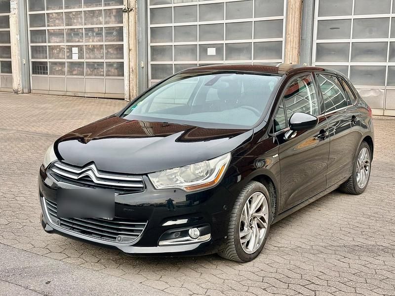 Schwarz Gebraucht 2011 Citroën DS4 Exclusive Kleinwagen | 3.500 € (Guter Preis) - Bild 1/4