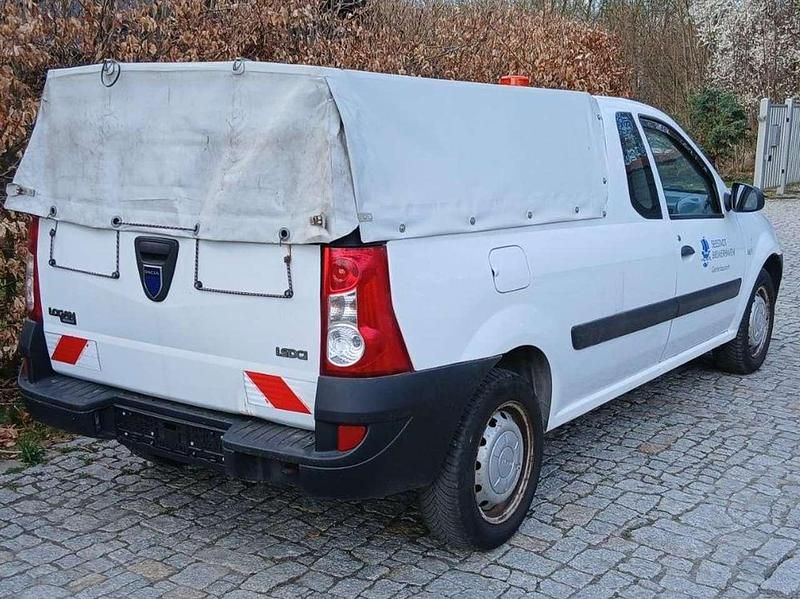 Second-hand Dacia Pick up 68 CP (50 kW) 2008 Alb Pickup