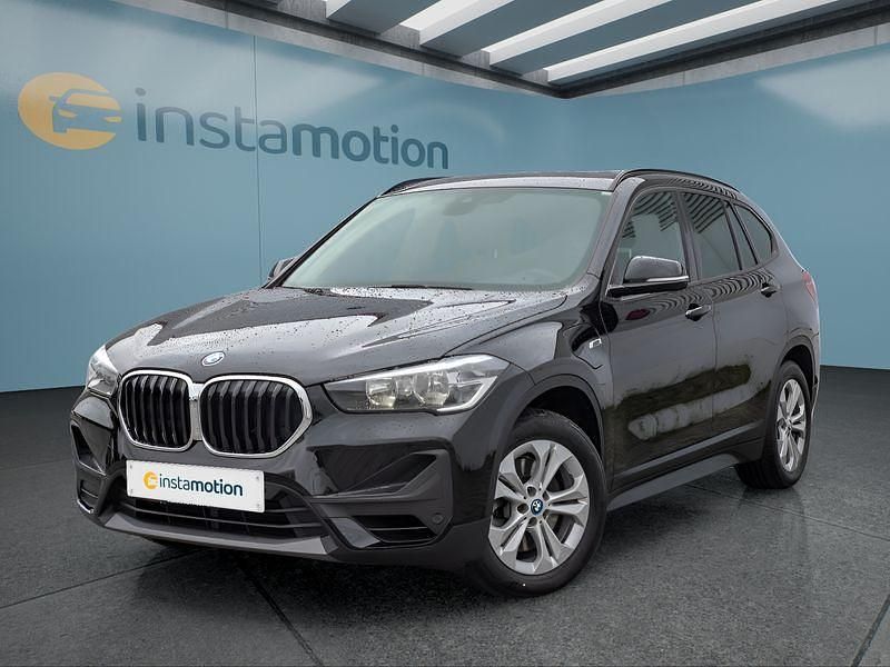 Schwarz Gebraucht 2022 BMW X1 SUV | 22.349 € (Etwas zu teuer) - Bild 1/4