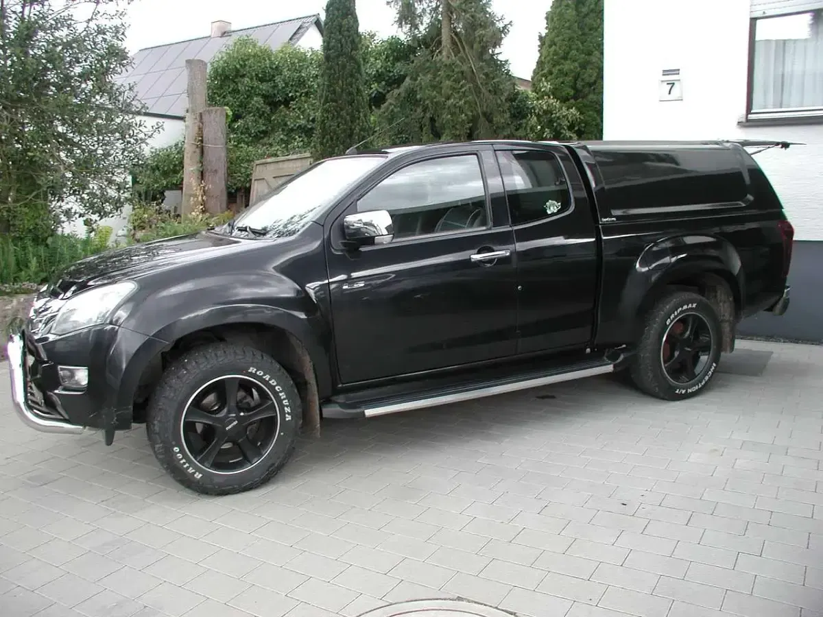 Occasion Isuzu D-Max 163 ch (119 kW) 2016 Noir SUV