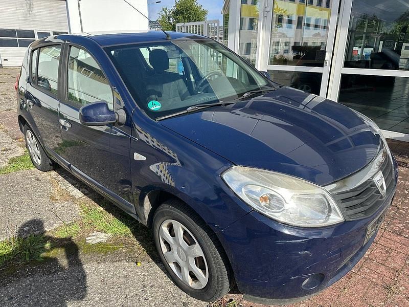 Blau Gebraucht 2010 Dacia Sandero Kleinwagen | 2.890 € (Teuer) - Bild 1/4