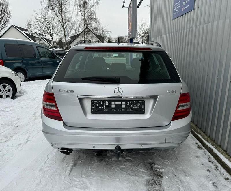 Gebraucht Mercedes C220 170 PS (125 kW) 2014 Silber Kombi