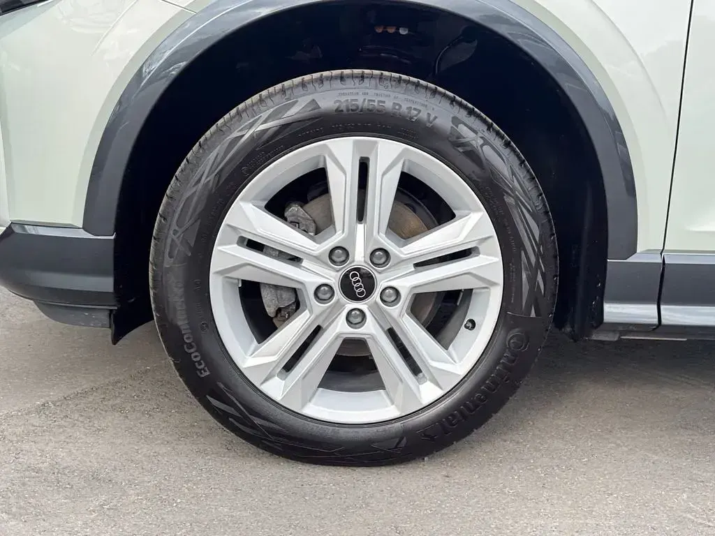 Gebraucht Audi Q2 Advanced Plus 116 PS (85 kW) 2025 Tausilber metallic SUV