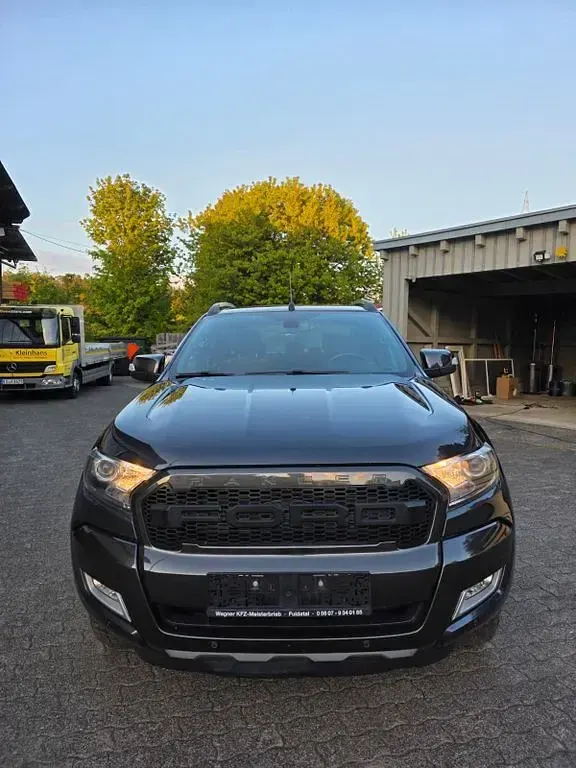 Gebraucht Ford Ranger Wildtrack 200 PS (147 kW) 2016 Grau Pickup