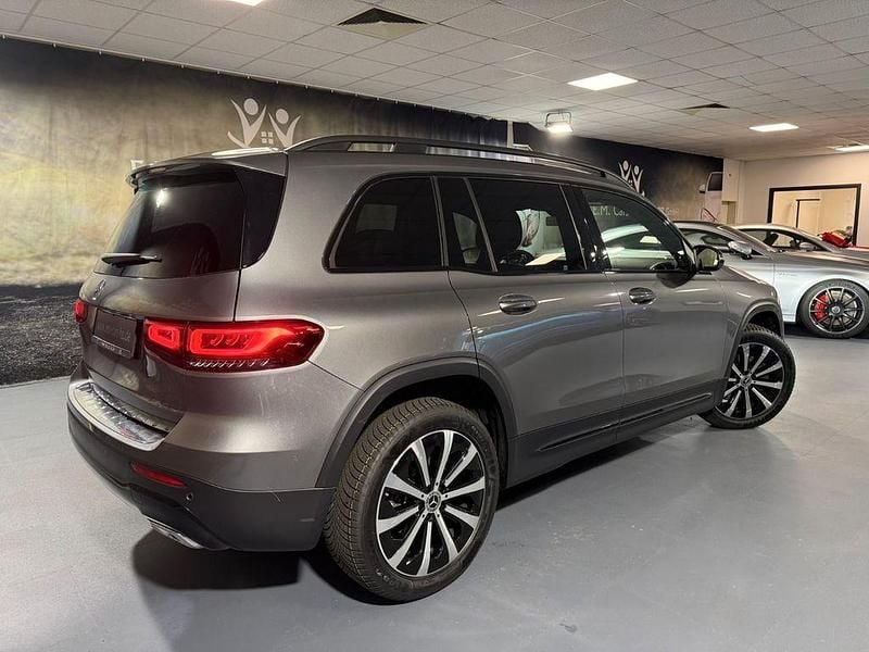 Gebraucht Mercedes GLB200 Night 150 PS (110 kW) 2023 Grau SUV