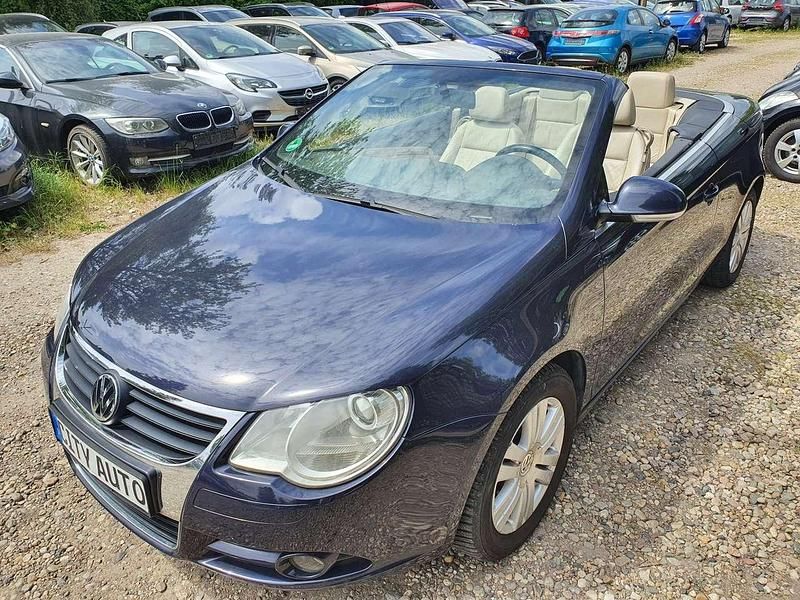 Blau Gebraucht 2006 VW Eos Individual Cabrio | 3.570 € (Fairer Preis) - Bild 1/4