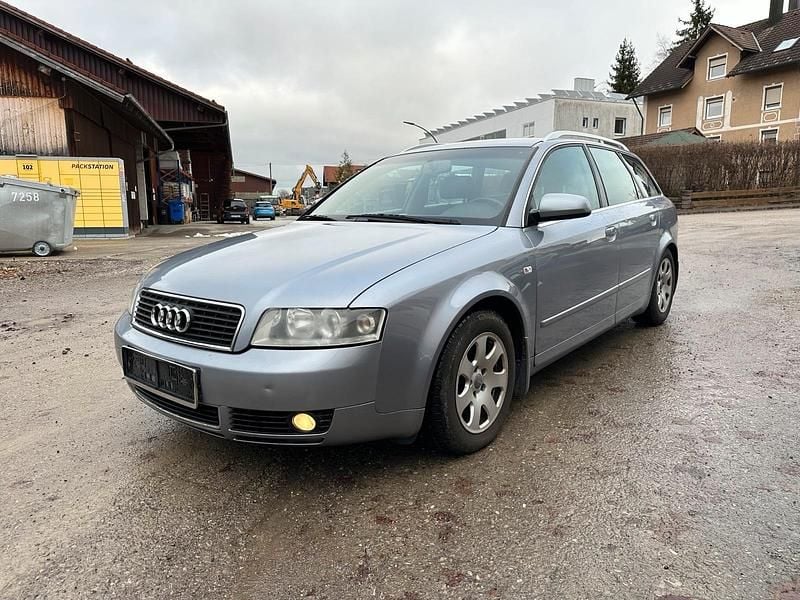 Gebraucht 2004 Audi A4 Kombi | 999 € (Superpreis) - Bild 1/4