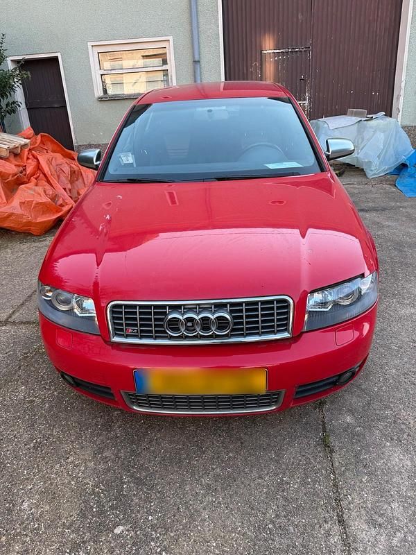 Gebraucht Audi S4 253 PS (186 kW) 2004 Rot Limousine