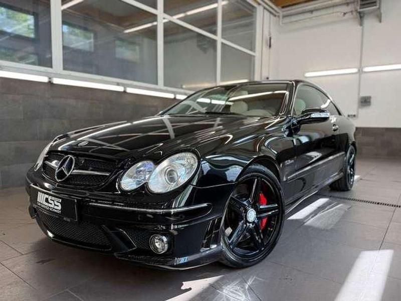 Obsidianschwarz metalliclack (metallic) Gebraucht 2007 Mercedes CLK63 AMG AMG Coupé | 36.897 € - Bild 1/3