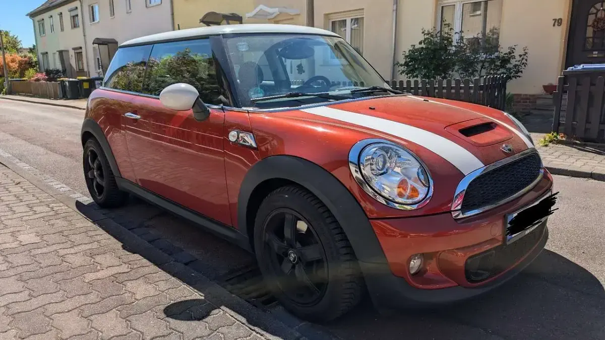Używany Mini Cooper S 184 KM (135 kW) 2011 Pomarańczowy Hatchback