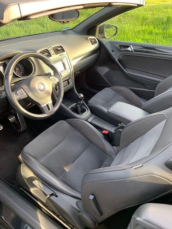 Gebraucht VW Golf Cabriolet 122 PS (89 kW) 2013 Schwarz Cabrio