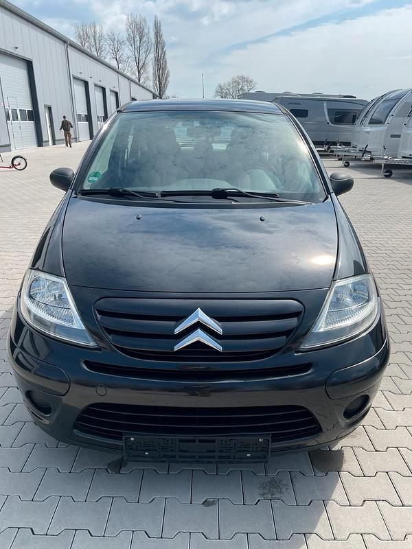 Schwarz Gebraucht 2009 Citroën C3 Kleinwagen | 1.950 € (Etwas zu teuer) - Bild 1/4