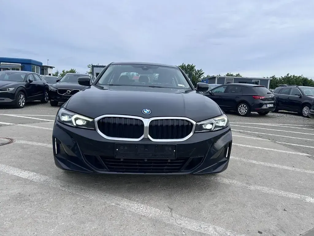 Gebraucht BMW 320e 204 PS (150 kW) 2023 Schwarz Limousine