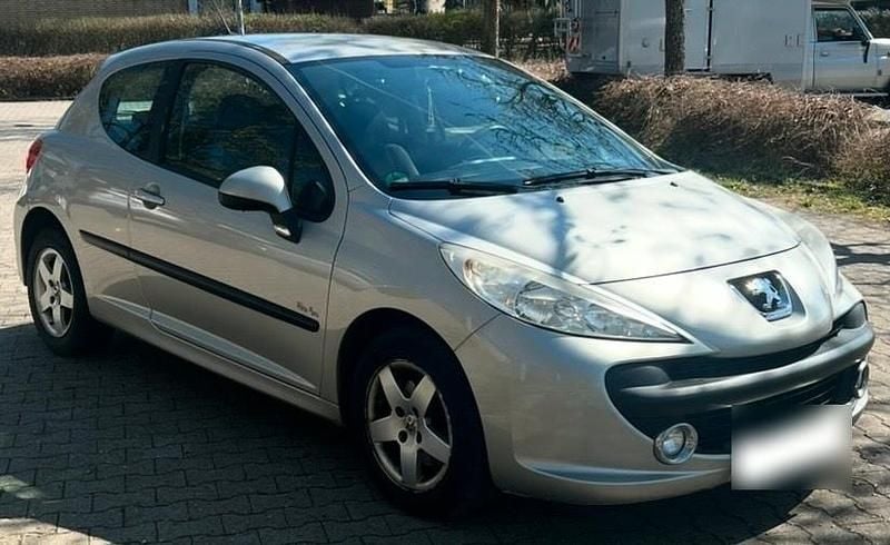 Gebraucht Peugeot 207 95 PS (69 kW) 2009 Grau Kleinwagen